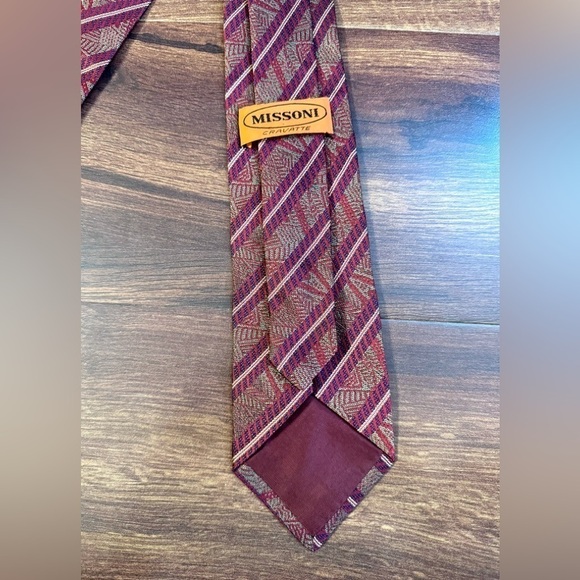 MISSONI Cravatte 100% Silk Red Striped Jacquard Repp Tie Made In Italy - Picture 3 of 10